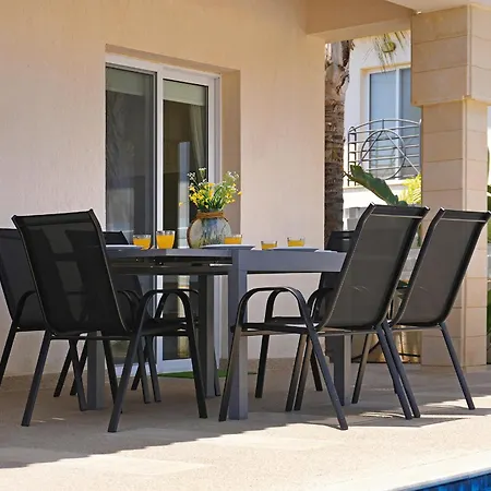 Angelina - 300m From Kapparis Paralimni