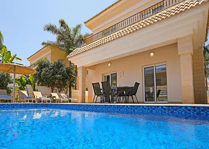 Angelina - 300m From Kapparis